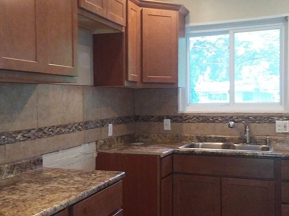 4th image of 2208 Ibis Ct