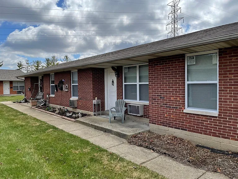 1202 S Heincke Rd — Photo 3