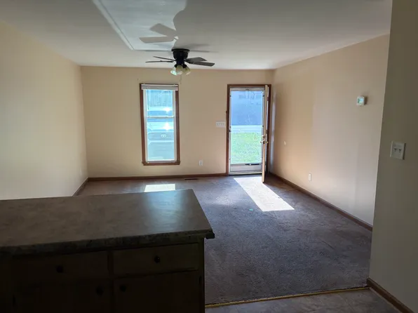 415 N Melville St #415, Graham, NC 27253