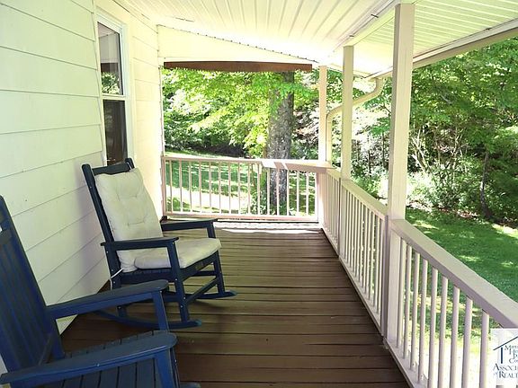 2nd image of 239 Trot Valley Rd