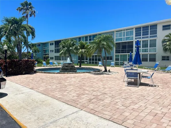 6201 2nd St E Unit 73, Saint Petersburg, FL 33706