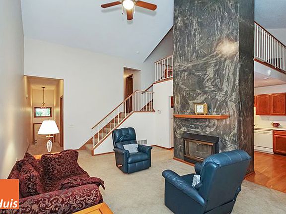 2nd image of 2354 Hillwood Dr E