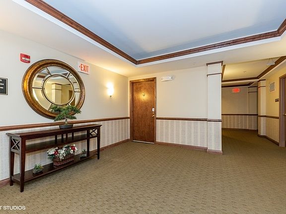 4th image of 101 Pointe Dr Unit 408