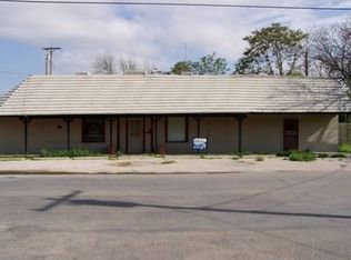 806 W 11th St, Brady, TX 76825