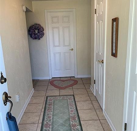 2nd image of 401 Lisa Dr