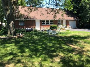 7941 S 87th Ave, Justice, IL 60458