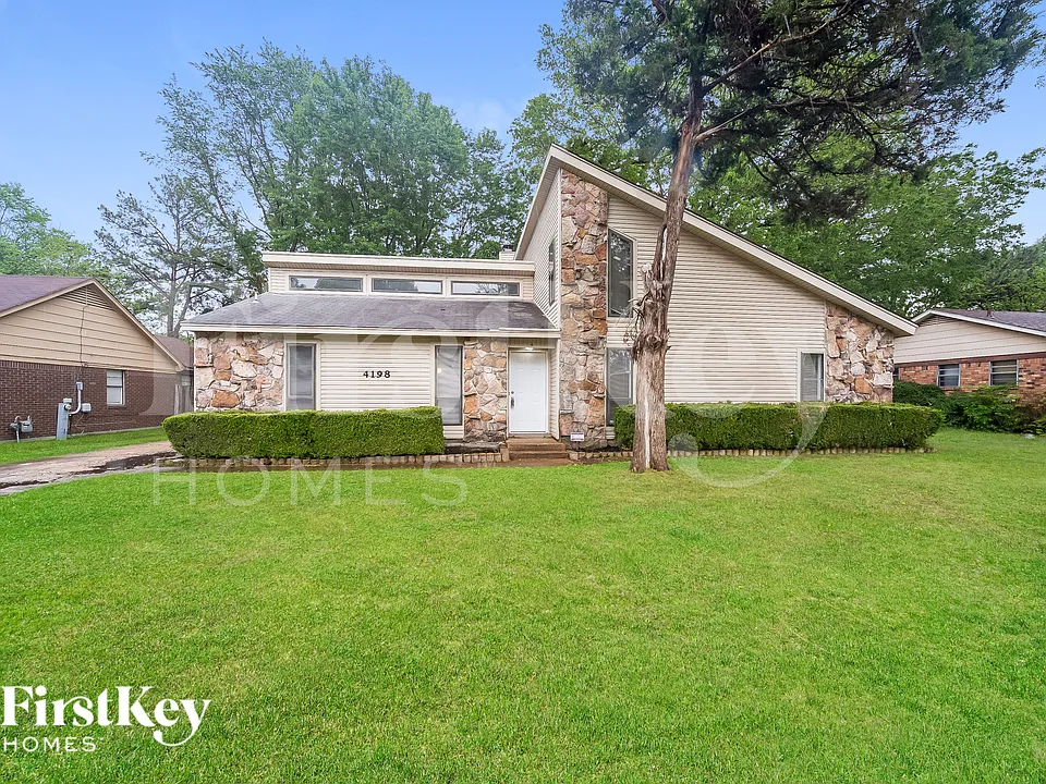 4198 Rosewind Cir