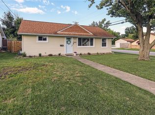 4231 Brockley Ave, Sheffield Lake, OH