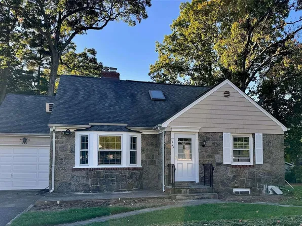 723 Hempstead Avenue, West Hempstead, NY 11552