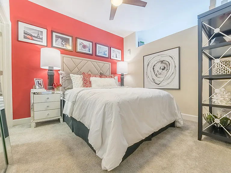 Link Apartments West End — Photo 10