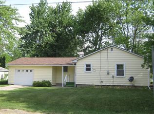 8207 Leadley Ave, Mount Morris, MI 48458