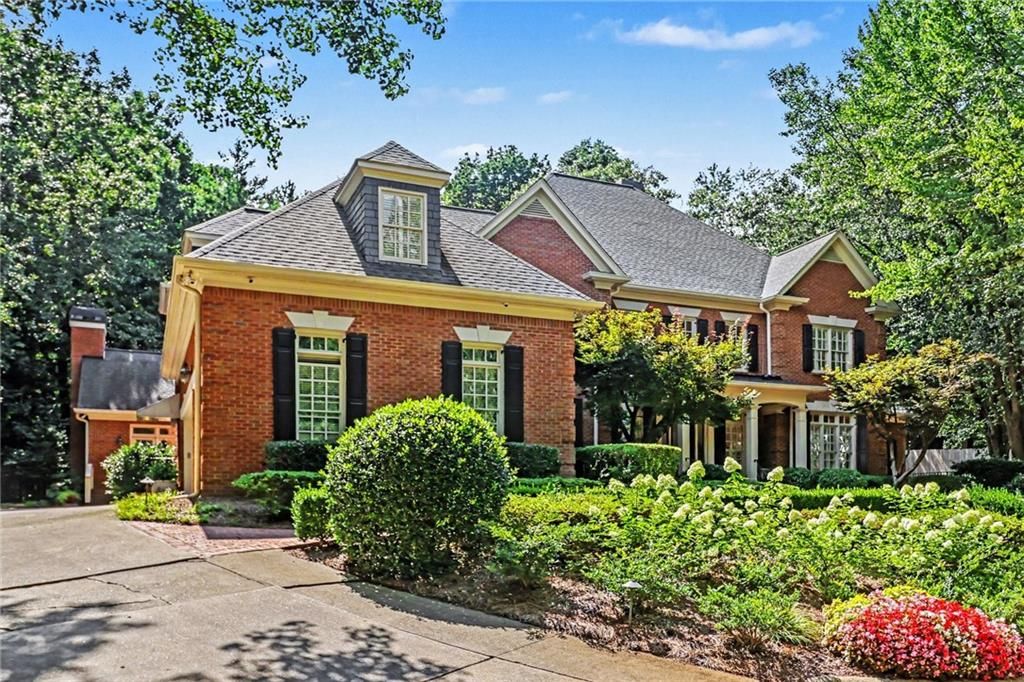 5950 Long Island Dr NW, Sandy Springs, GA - View 5