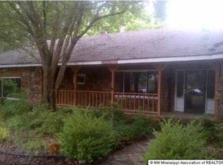 9350 College Rd, Olive Branch, MS 38654