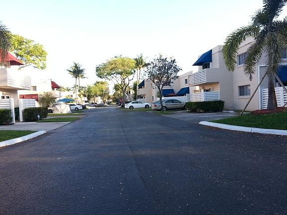5th image of 14363 SW 97th Ln