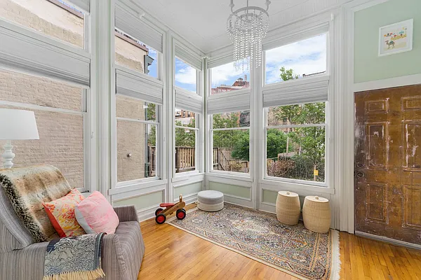 Rented by Compass | media 6