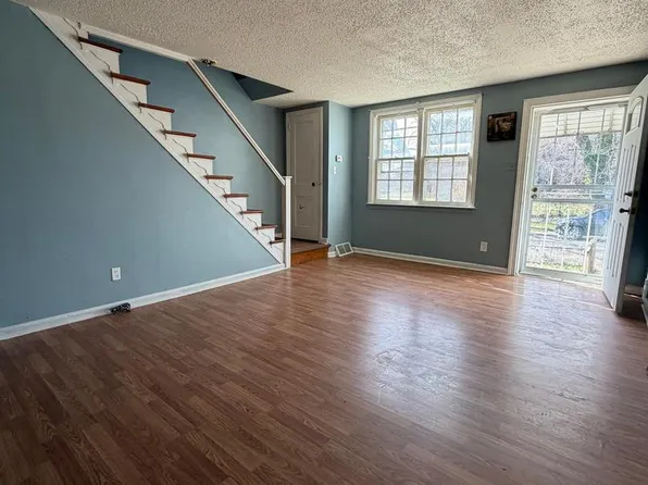 7 W 21st St, Chester, PA 19013