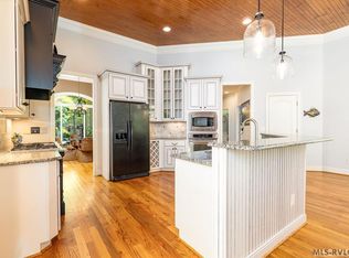 104 W Pointe Dr, Macon, NC 27551