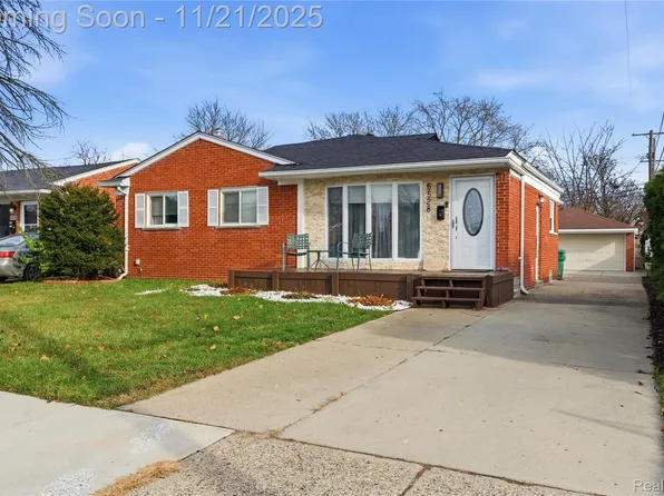 6528 Sterling Ct, Garden City, MI 48135