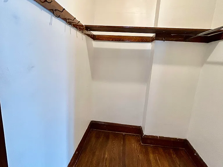 1554 Lakewood Ave #3 — Photo 5