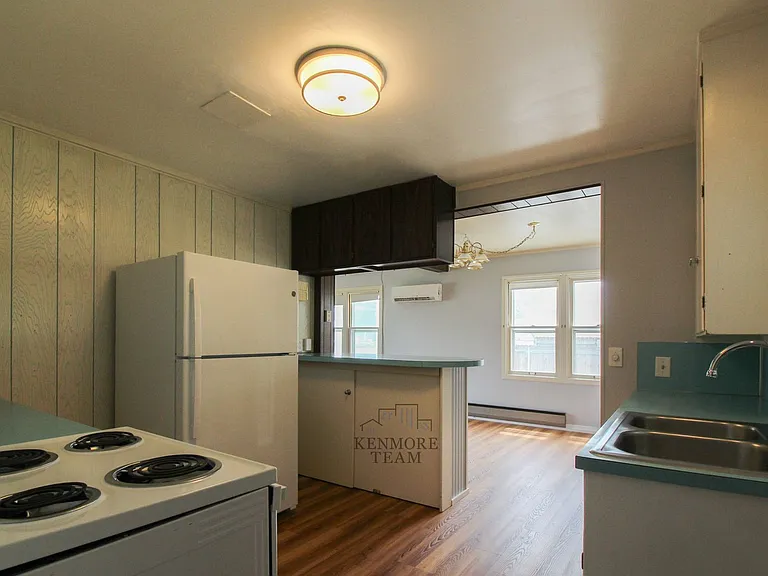 1005 Thayer Dr — Photo 6
