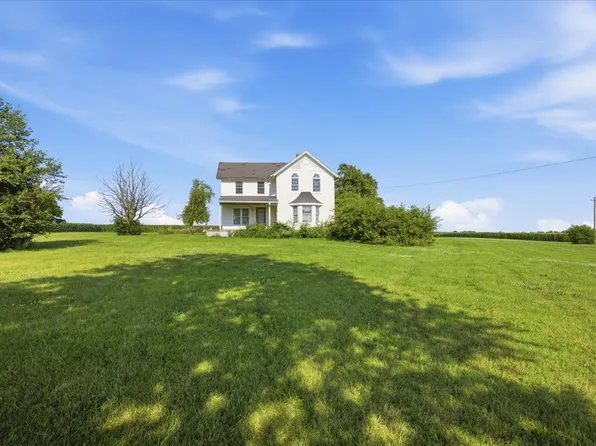 20042 N 2500 East Rd, Pontiac, IL 61764