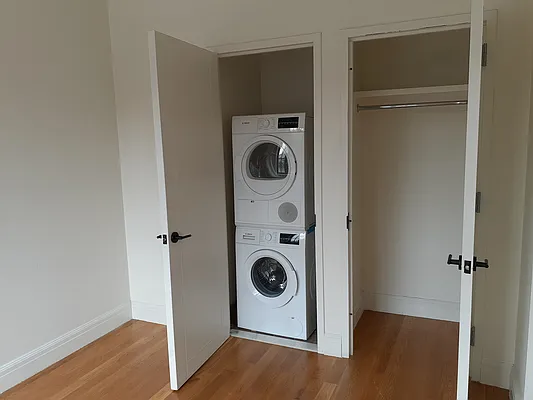 Rented by Reginald Jacobs | media 22