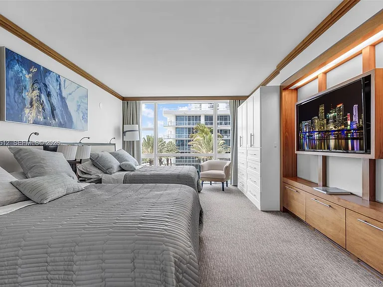 6801 Collins Ave #308 — Photo 14