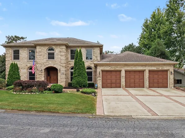 1 Golf View Ln, Frankfort, IL 60423