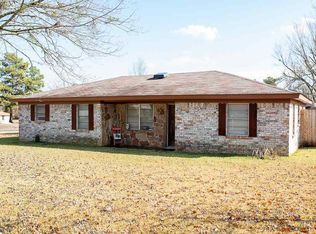 750 Harvard Dr, Paris, TX 75462