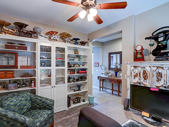 5th image of 42472 W Monteverde Dr