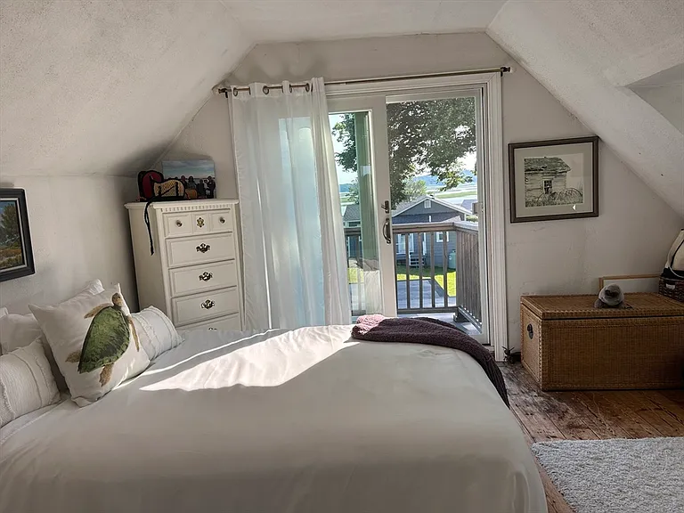 8 Cove Rd — Photo 12