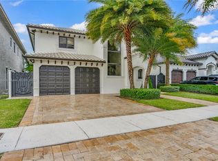 14450 SW 14th St, Miami, FL 33184