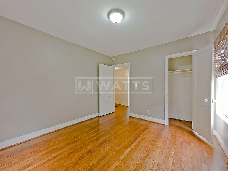 712 47th Way S — Photo 17
