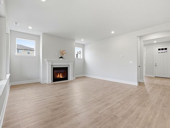 7th image of this home