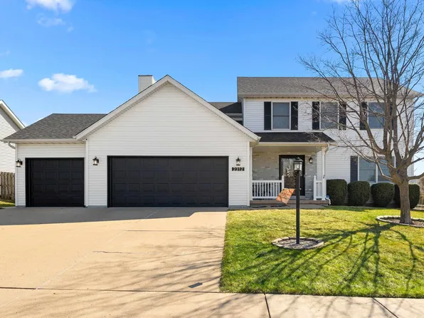 2312 W Marks Pl, Dunlap, IL 61525