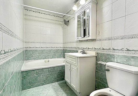 5th image of 331 Kosciuszko St #1A