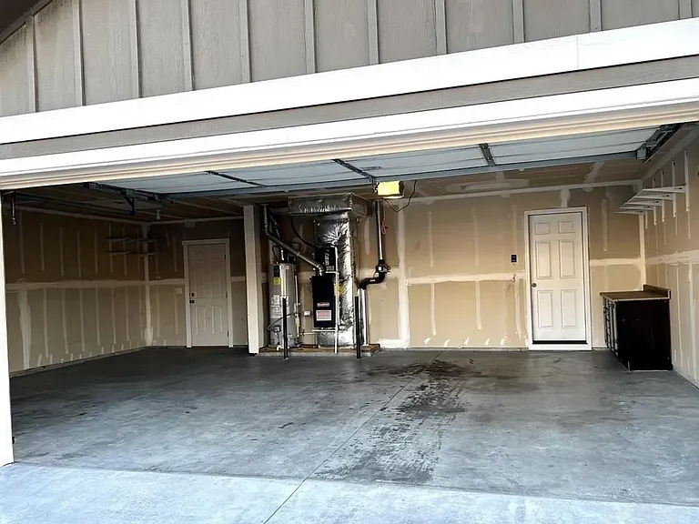 715 SW Huebert St — Photo 19