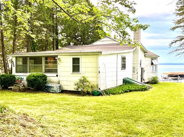 2451 Wilson Point Rd, Canastota, NY 13032