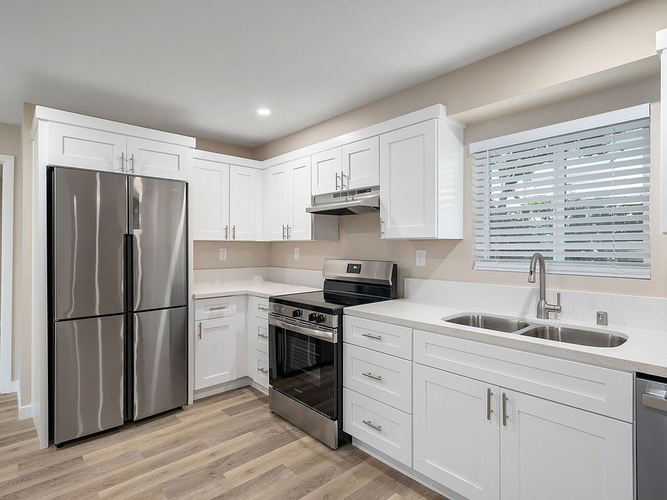 1st image of 1249 Palm St #5fbed9843