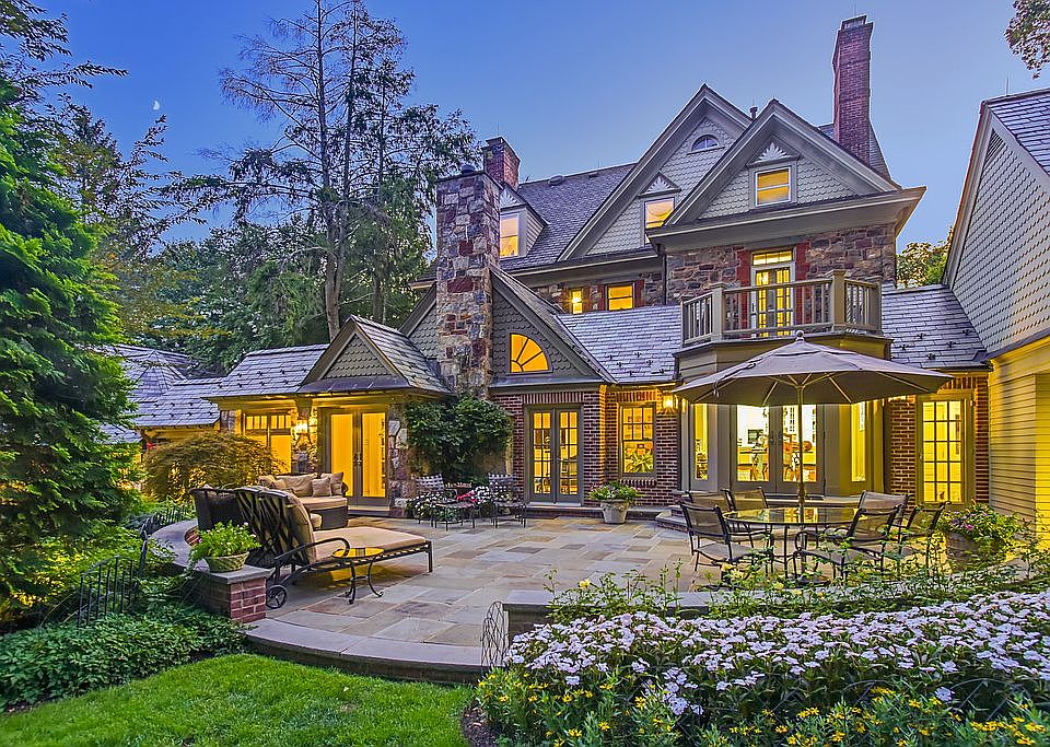 118 N Forest Dr, Short Hills, NJ 07078 | Zillow