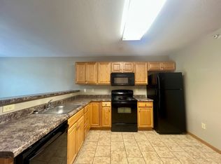 202 James, Mankato, MN 56001