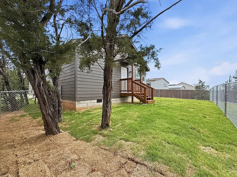 919 Arkansas River Dr — Photo 35