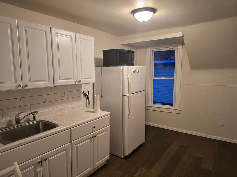 288 Germania St #2 — Photo 3