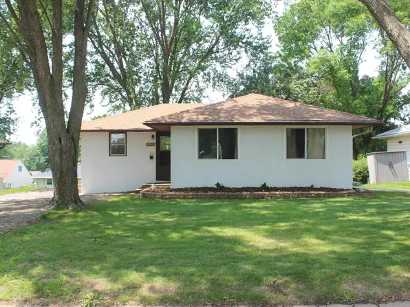1107 11th Ave NW, Rochester, MN 55901