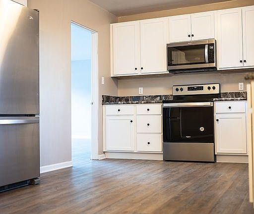 New refrigerator with bottom freezer.