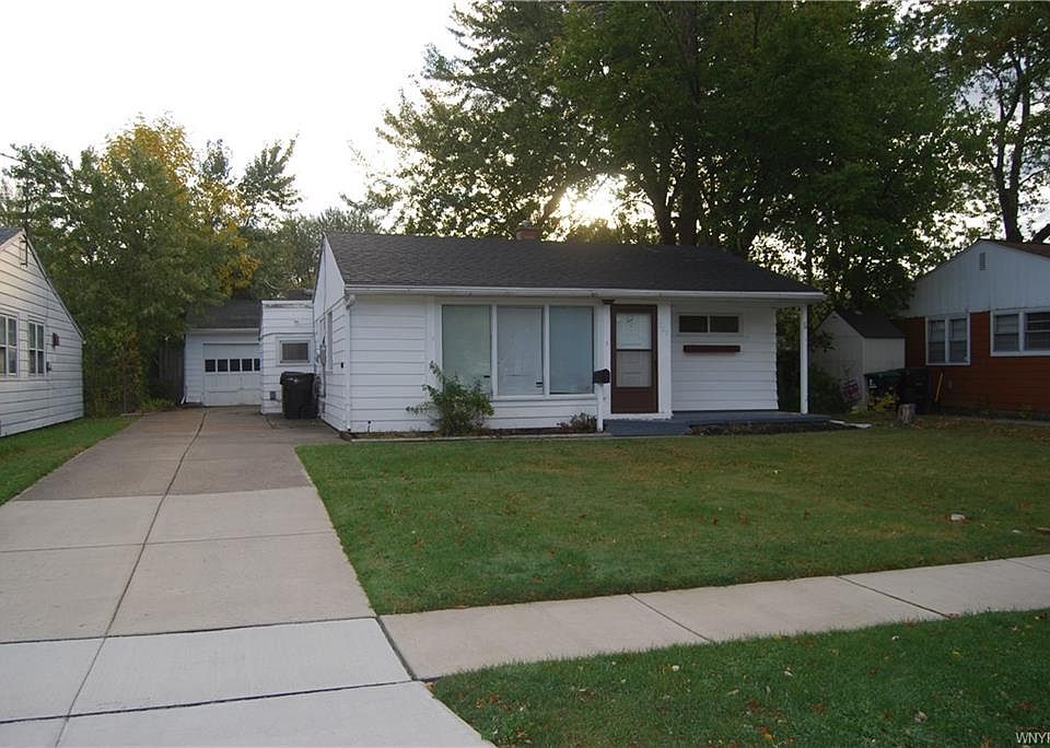 1st image of 707 Montrose Ave