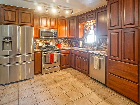 5th image of 9016 La Barranca Ave NE