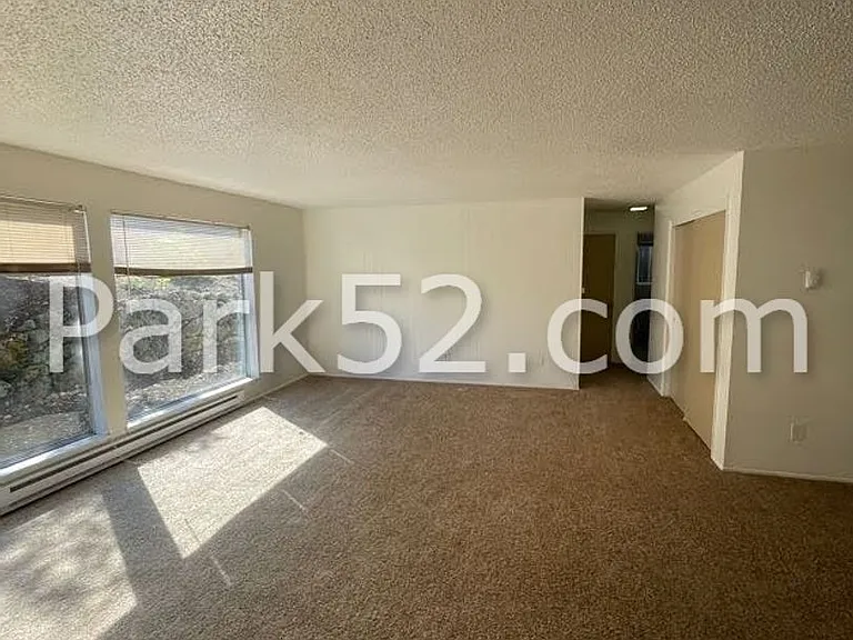 4002 S Warner St #7 — Photo 7