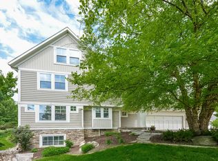 3047 Hunters Dr, Jenison, MI 49428