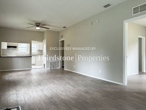 3rd image of 753 Saranac St